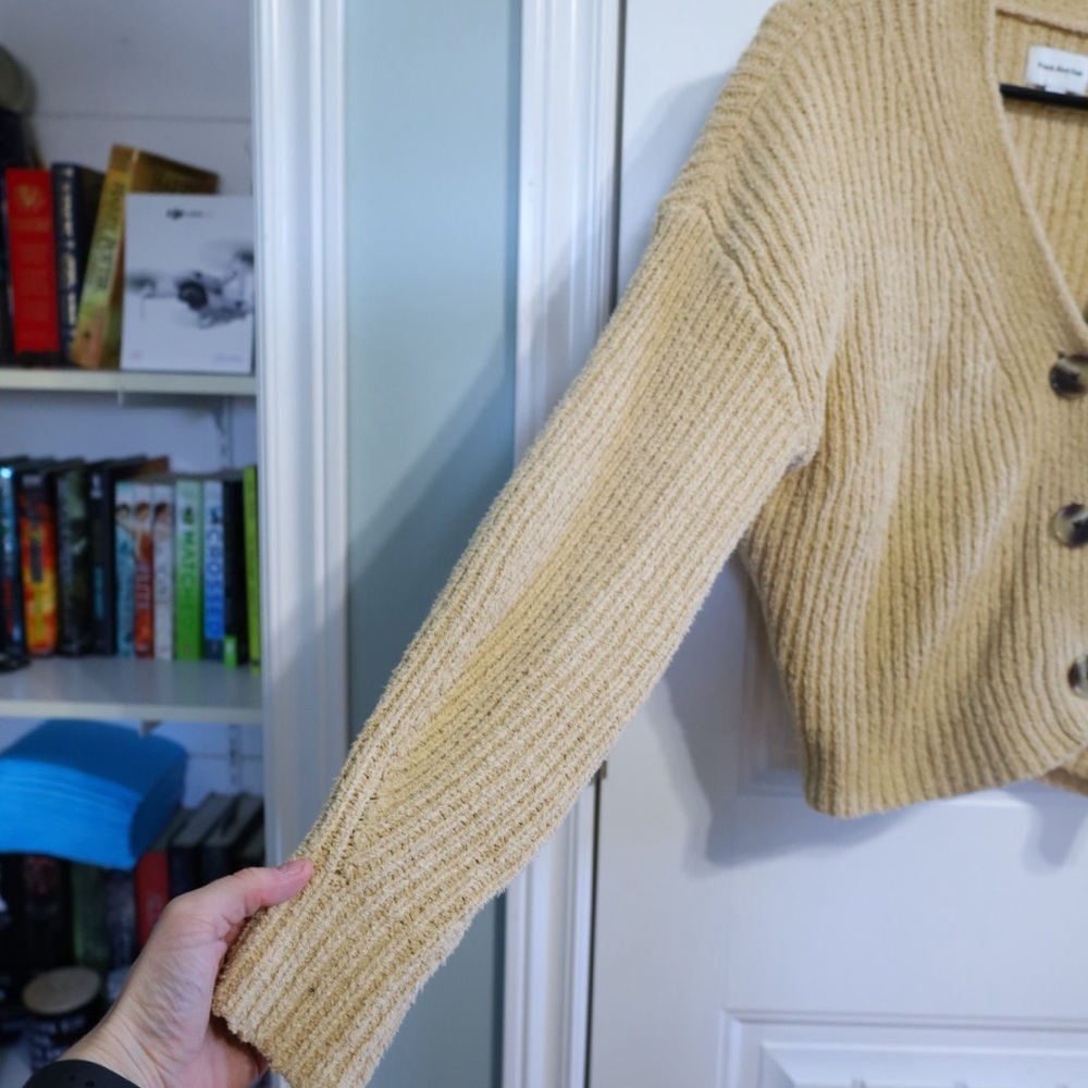 Frank and Oak Womens Beige Cropped Tortiseshell Button Cardigan Size Medium - Picture 7 of 10